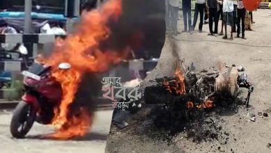 মোটরবাইকে আচমকাই আগুন! কয়েক মিনিটের মধ্যে পুড়ে ছাই।