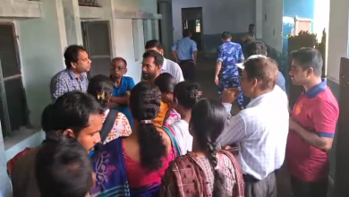ছাত্রীকে শ্লীলতাহানির অভিযোগে উত্তাল হয়ে উঠল স্কুল।