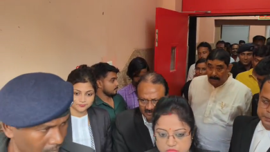 বোলপুর মহকুমা আদালতে আত্মসমর্পণ করলেন অনুব্রত মণ্ডল