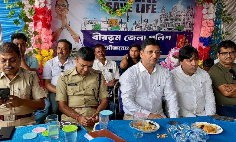 পুজোর আগে সেভ ড্রাইভ, সেভ লাইফ বার্তা নানুরে