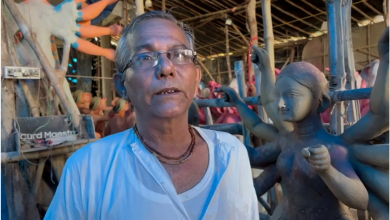 ছোটোবেলার নেশা আজও কাটেনি প্রতিমা শিল্পী গোকুল আনন্দ পালের
